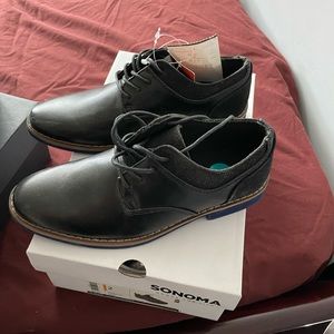 Boy dressy shoes size 2